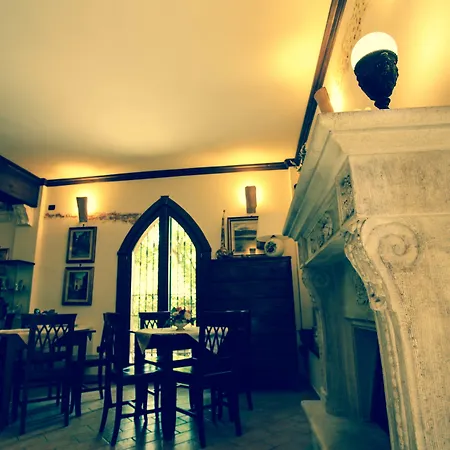 Bed & Breakfast La Quercia Antica 3*
